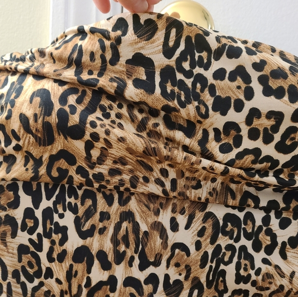 Dress - Picture 4 of 4